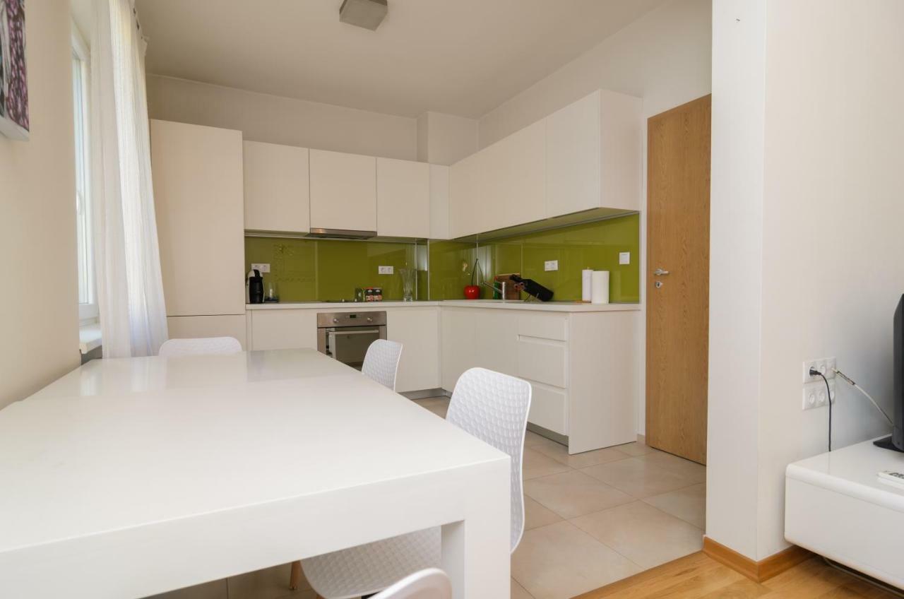 Rise & Shine Sofia Luxury Apartment By Flat Mаnager Exterior foto
